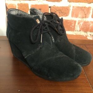 Tom’s Wedge Bootie
